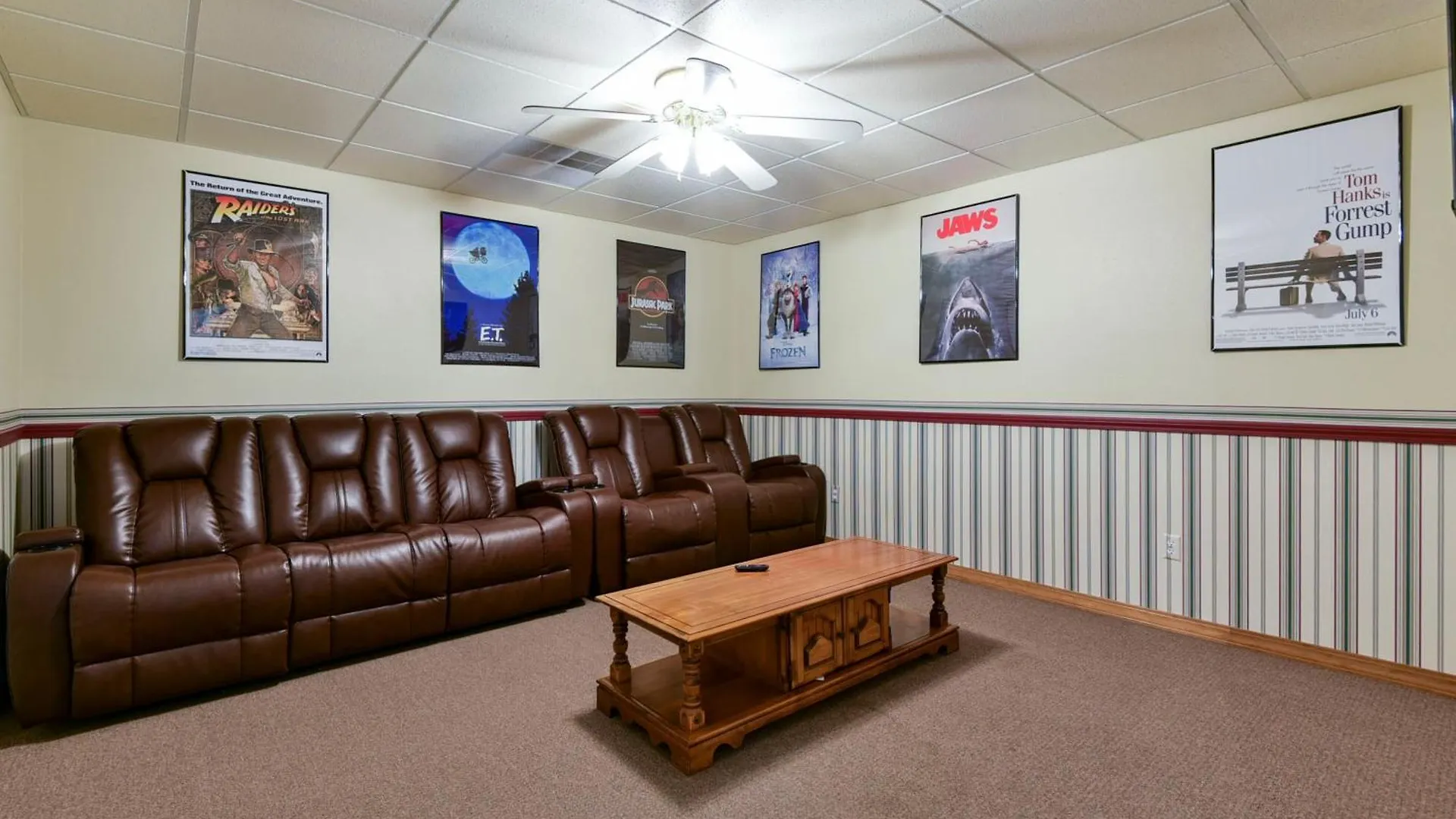 5 Bedroom Vacation Next To Silver Dollar