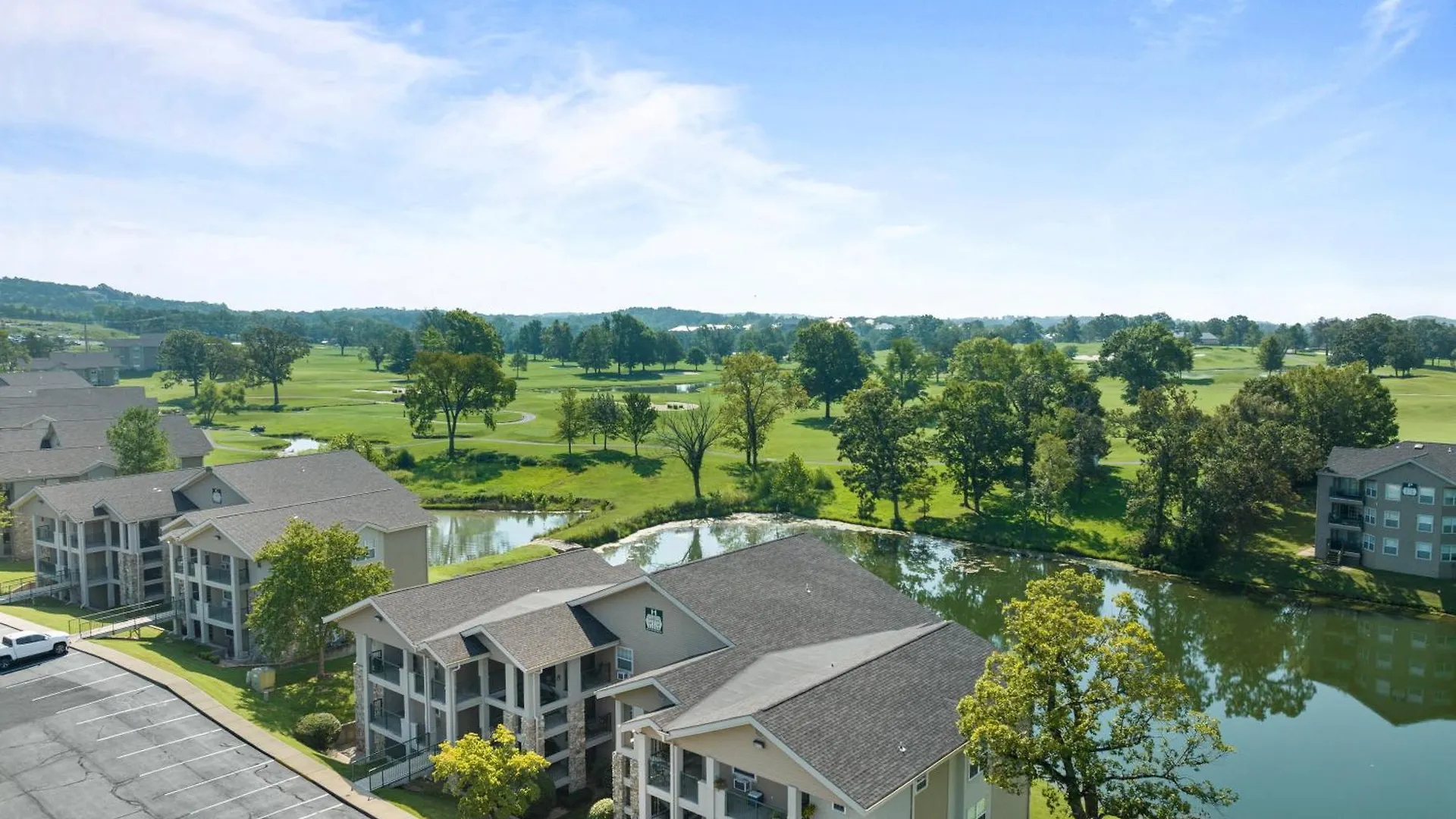 Carefree Getaways * Branson