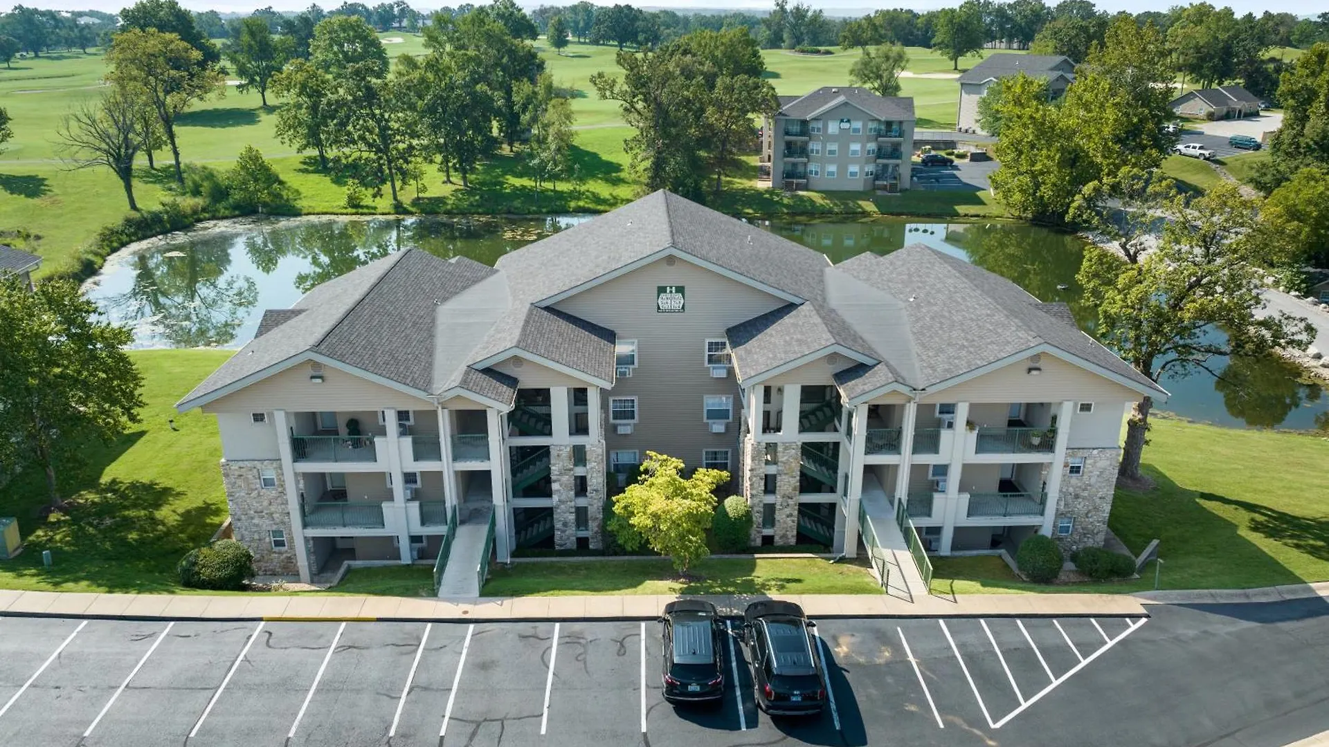 Carefree Getaways Branson