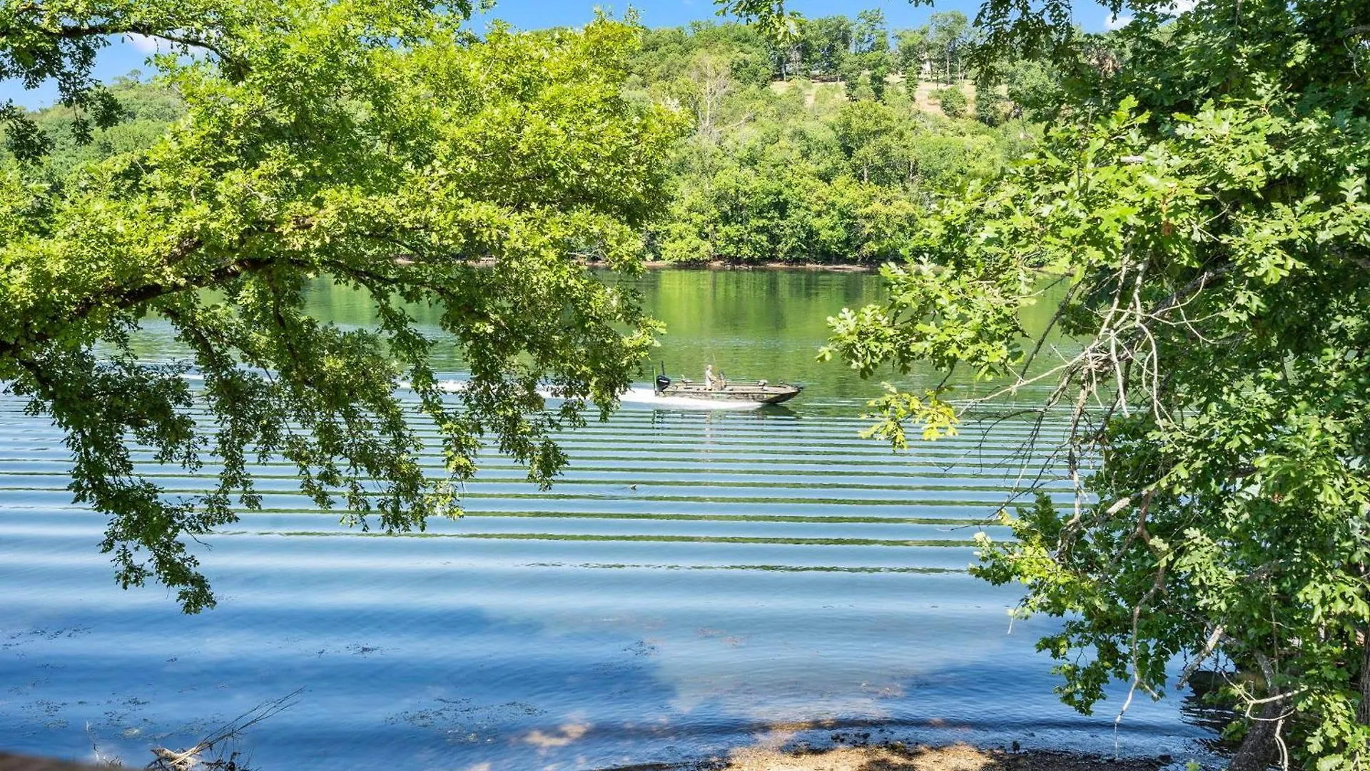 Lakeshore Living Holiday home Branson