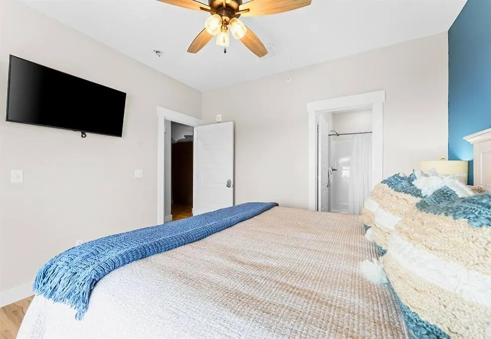 Casa vacanze Lakeside Splendor: 9br, Hot Tub, Arcade, Views! Branson