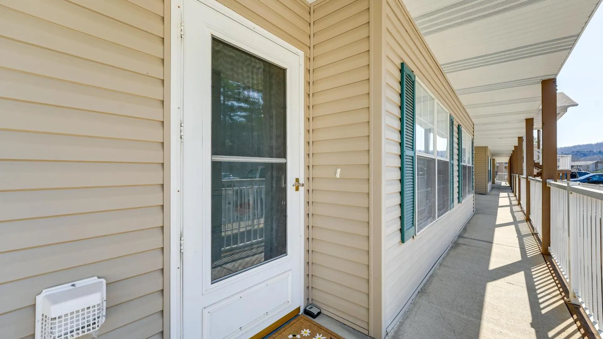 アパート With Screened Porch 4 Mi To Lake!