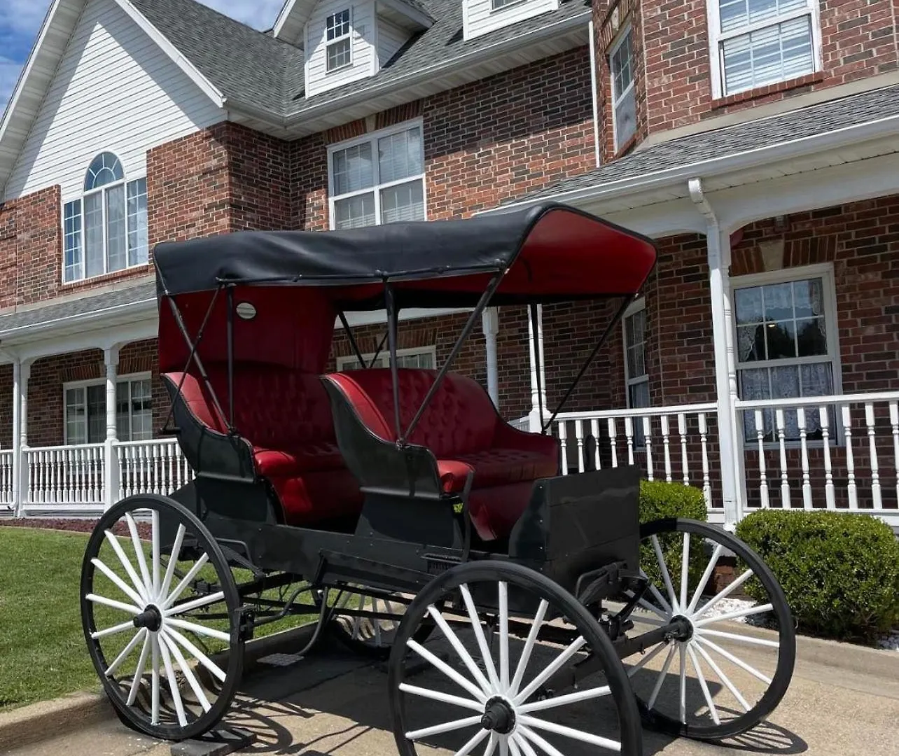 Hotel Carriage House 2*