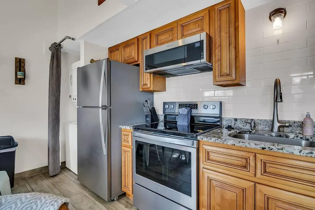 Fall Creek Near The Strip! Apartment
