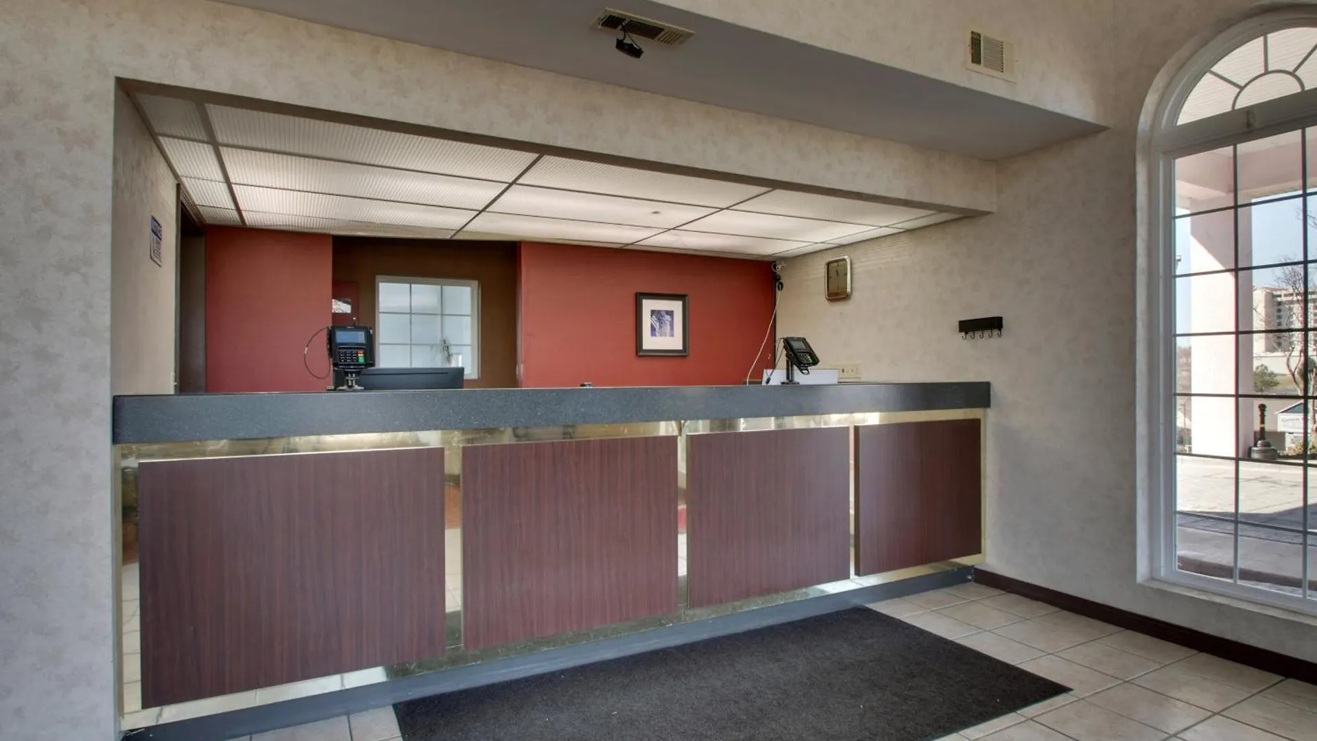 Angel - Otel Branson