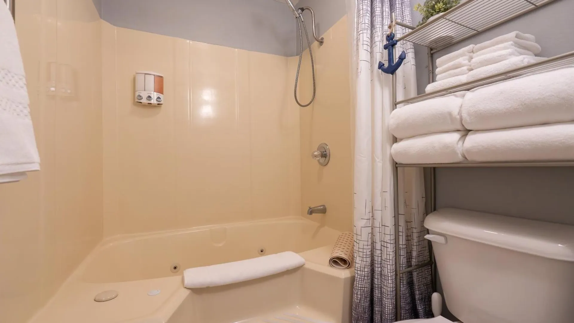 アパート Couples Retreat - Jetted Tub - Near The Strip - Free Activities Included - Fc12-3 ブランソン