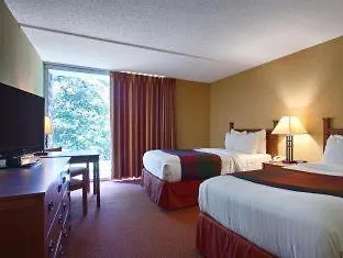 Western Branson Inn&conference Center 3*
