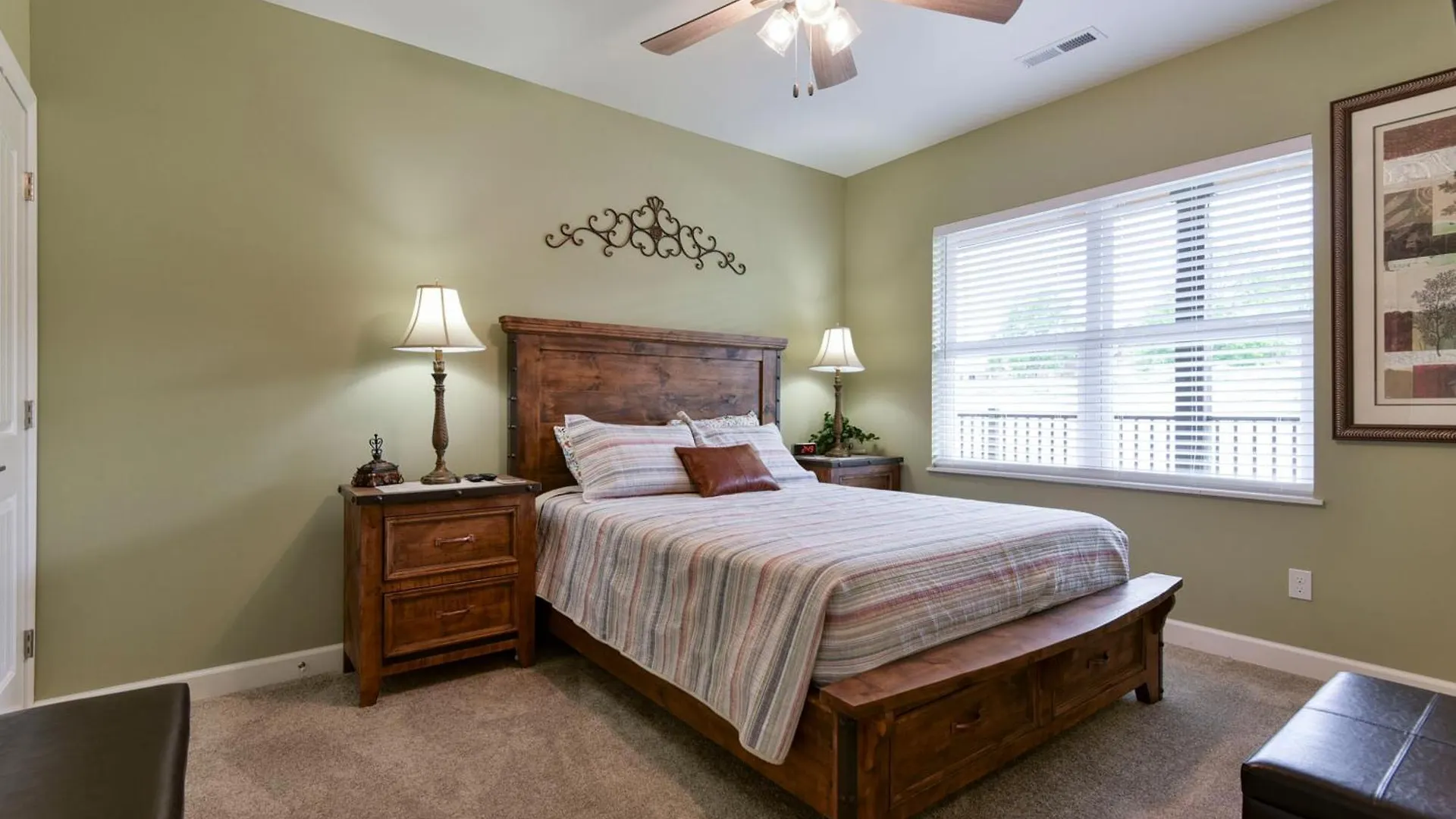 Luxury At Thousand Hills - Heart Of - Beautifully Remodeled - Spacious And Affordable Aparthotel *
