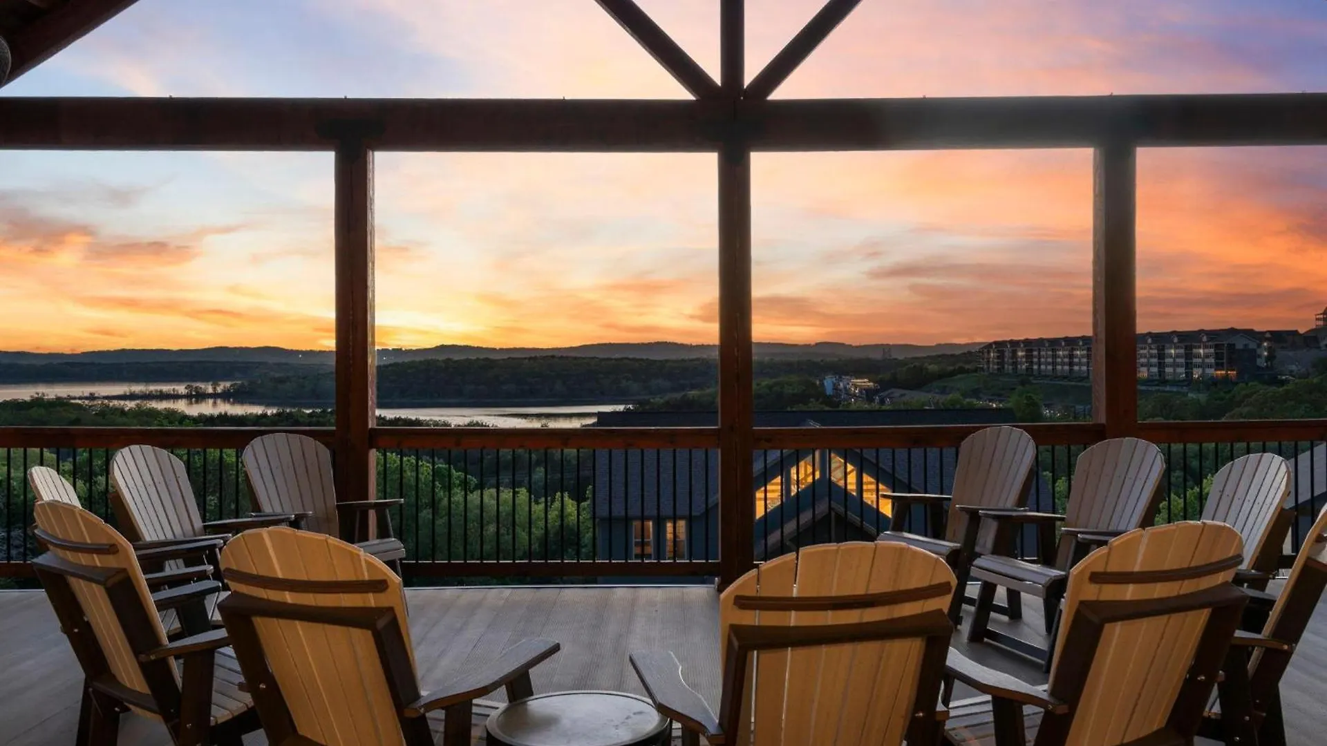Chateau On The Cove *