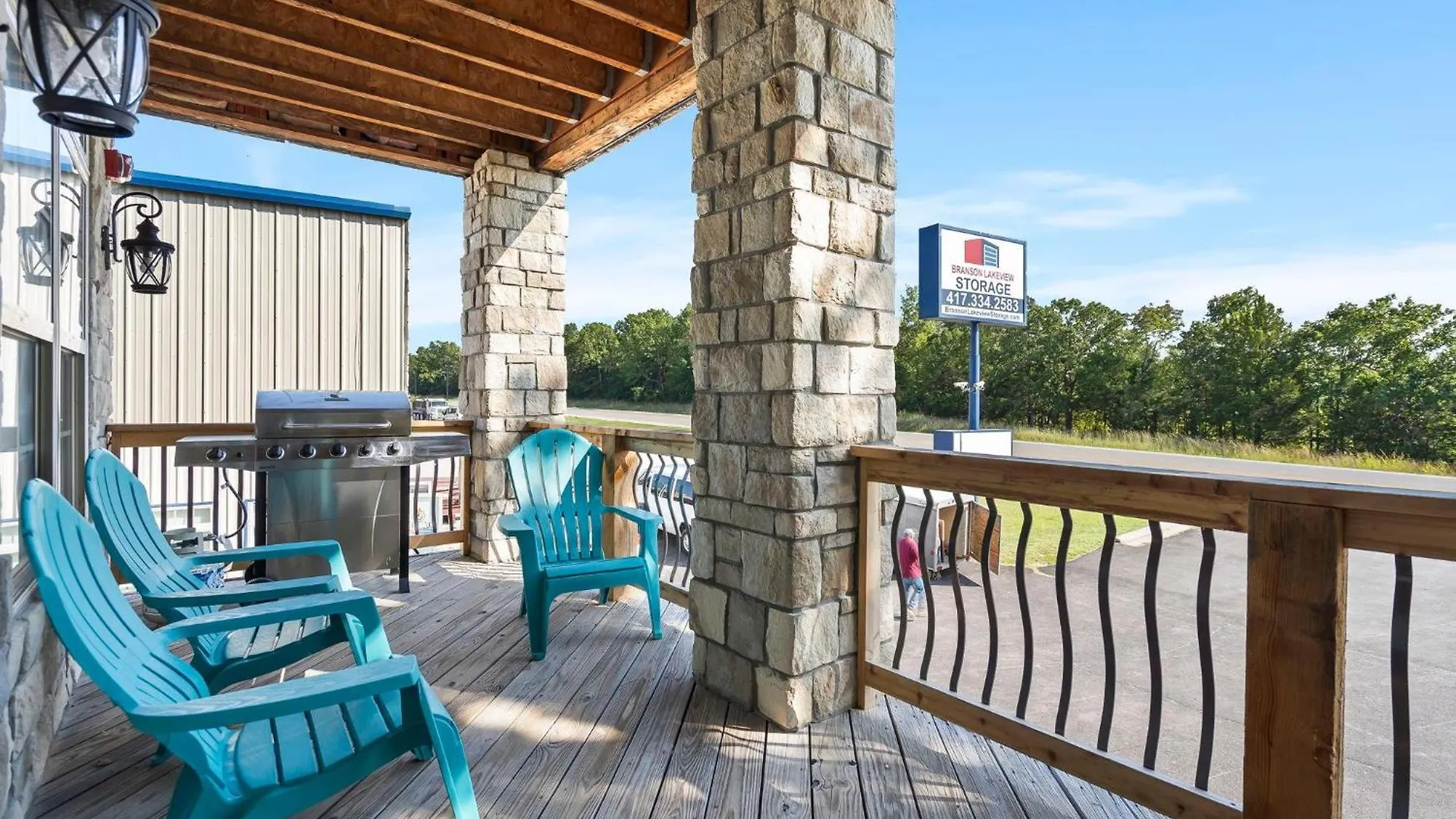 State Park Marina Stern * Branson