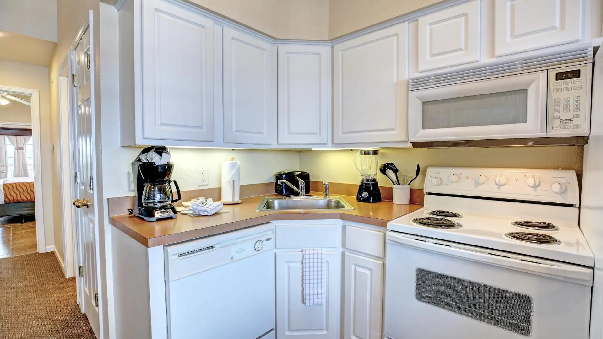 Grand Crowne 4*
