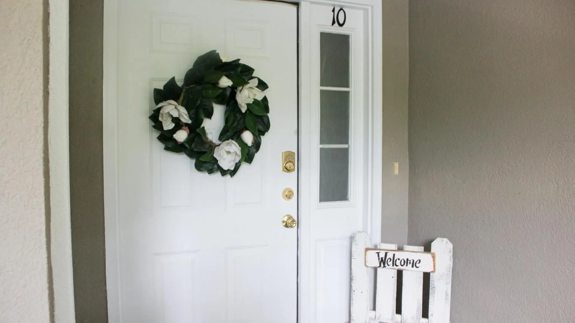 Jenny's Kickback Retreat Apartment