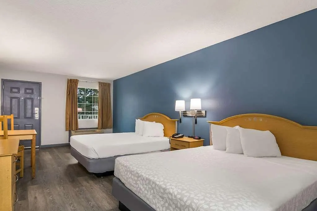 Hotel Econo Theater District Branson