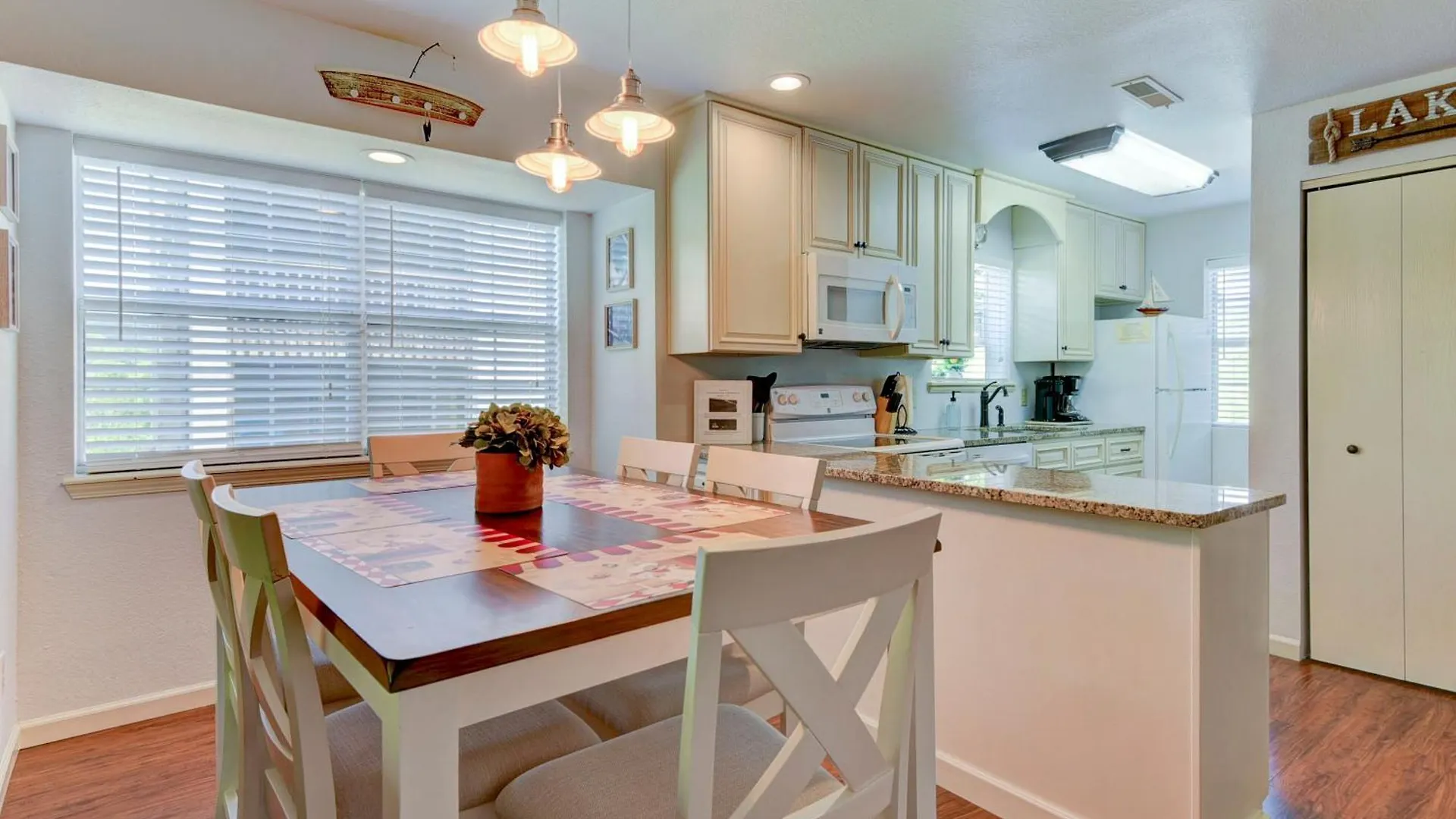 Beautiful Getaway-next To Silver Dollar &tablerock-family Amenities