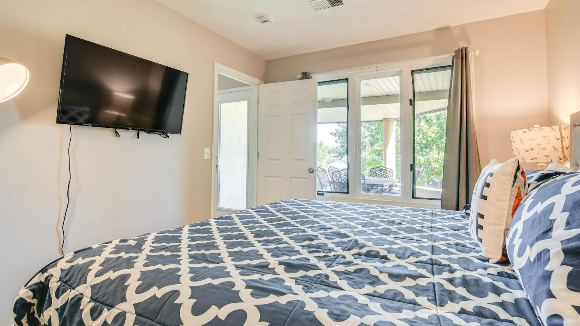 Getaway With Pool Access Less Than 4 Mi To 76 Strip! Appartement