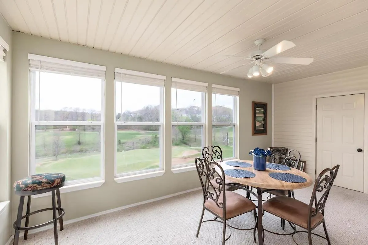 Little House On The 12th Hole - Luxury Golf Holiday home *