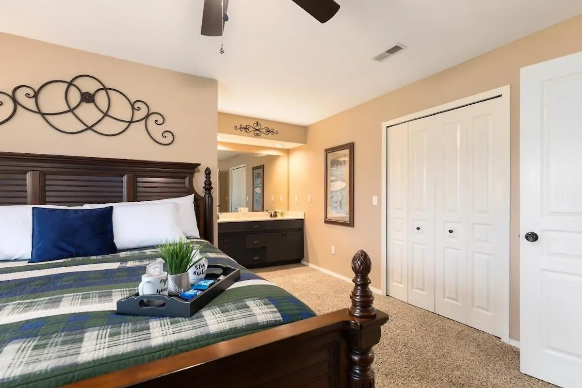 Little House On The 12th Hole - Luxury Golf * Branson