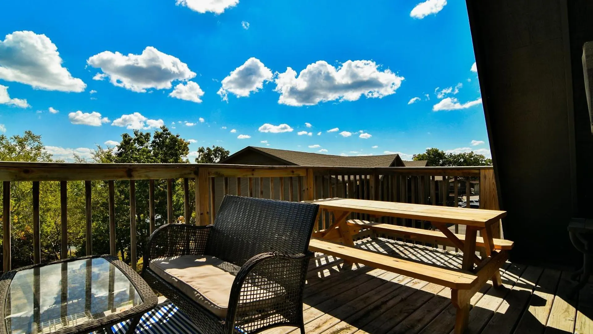 A-frame Of Mind In The Ozarks برانسون