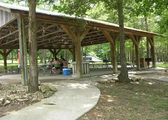 Carefree Getaways Branson