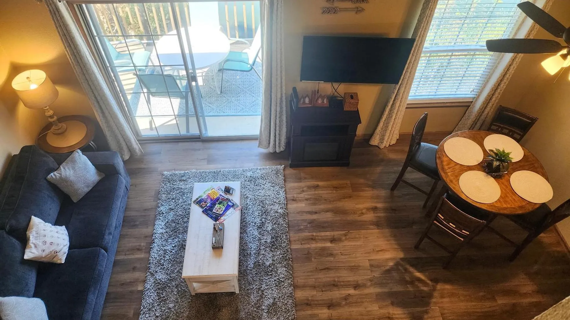 Charming 2-bedroom With Loft, Scenic Views, And Free Attraction Tickets - Fc40-9 * Branson