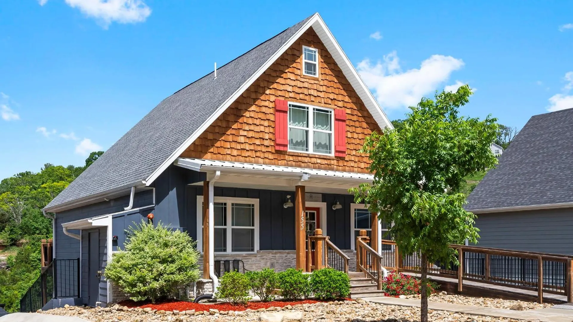 Double-sided Fireplace, Views, Daily Tickets To Local Attractions, Air Hockey! * Branson