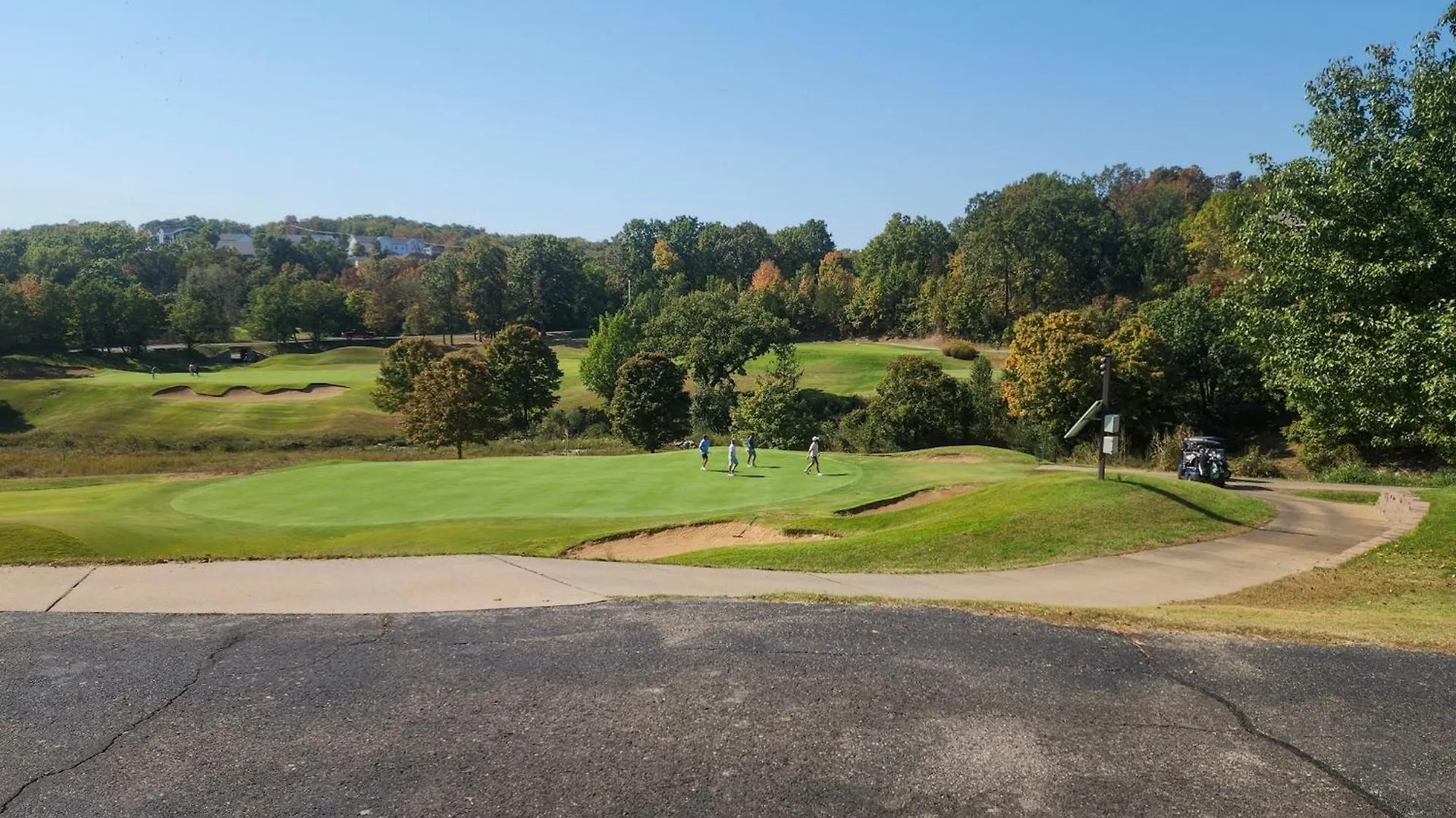 Apartment Golf Course View - Centrally Located - Free Attraction Tickets Included - Stairs Required - Fw7-1 Branson