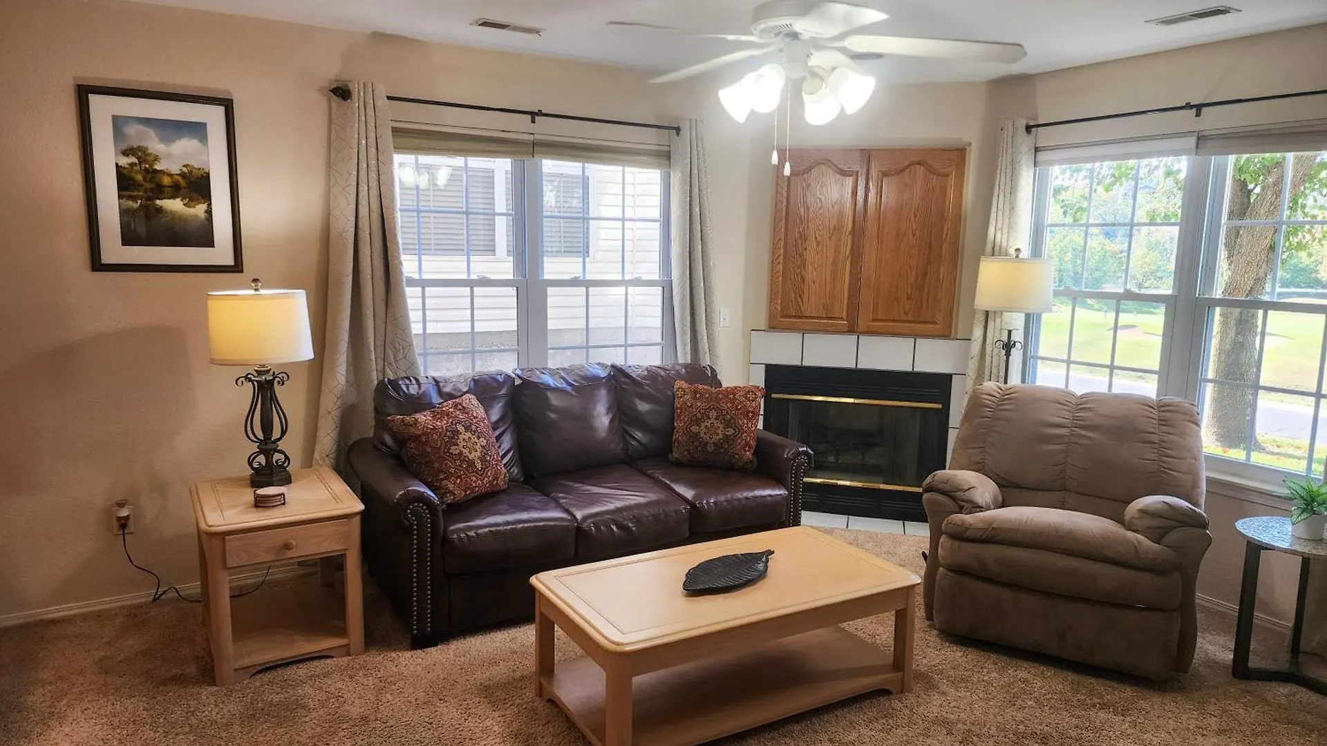 Golf Course View - Centrally Located - Free Attraction Tickets Included - Stairs Required - Fw7-1 Apartment *