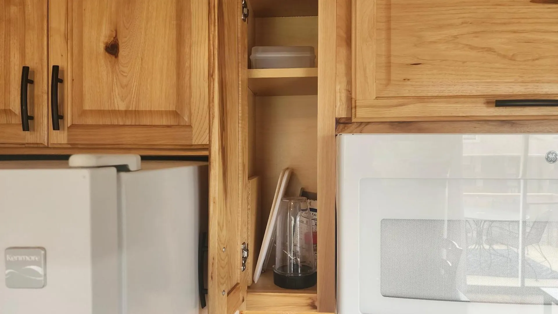2br Cozy - Centrally Located - Stairs Required - Free Tickets Included - Fc1-5 Διαμέρισμα