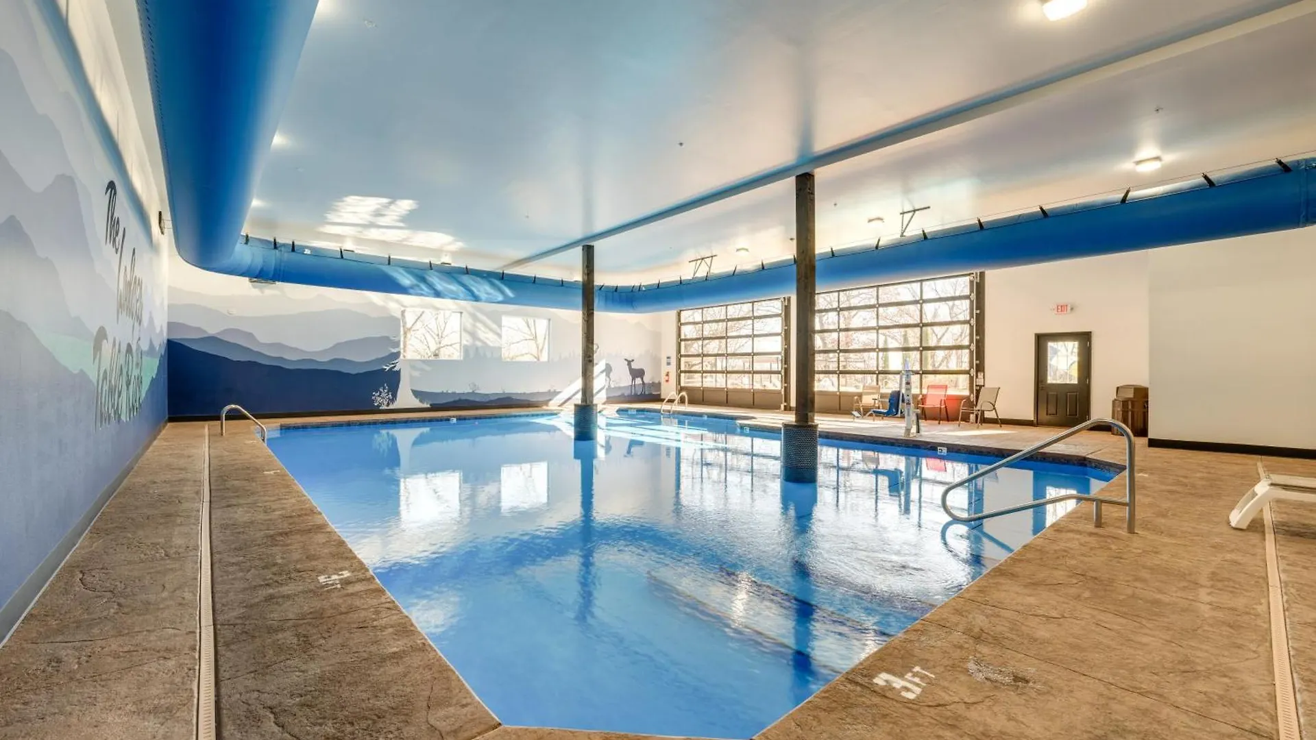 Getaway With Indoor And Outdoor Pool Access! 別荘 *
