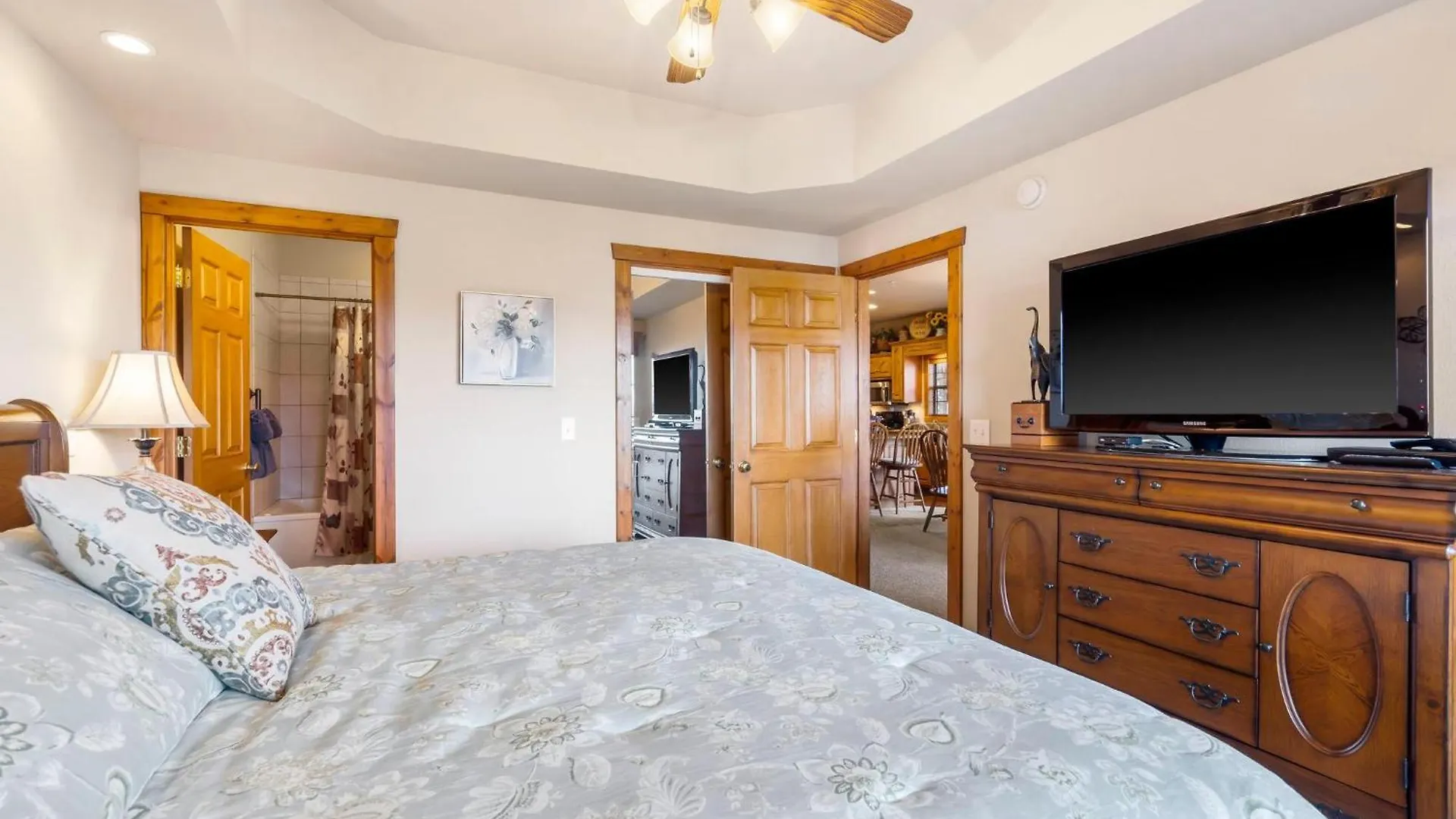 2br Village At Indian Point 1605 Near Sdc - Free Tickets Daily Up To $500 * Branson