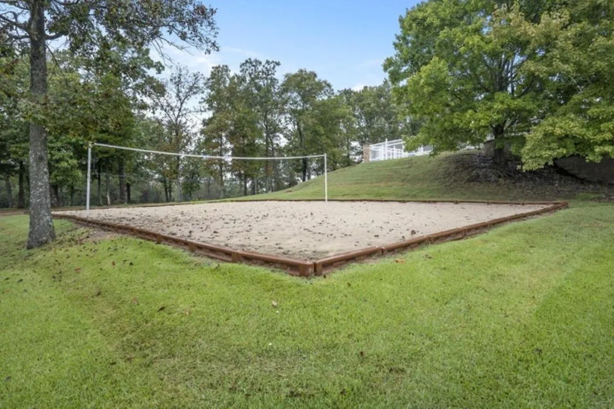 Lägenhet Luxurious At Hills - Beautifully Updated And Affordable - Family Amenities - No Steps