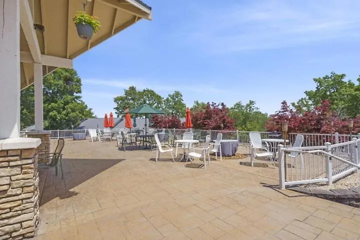Lägenhet Luxurious At Hills - Beautifully Updated And Affordable - Family Amenities - No Steps