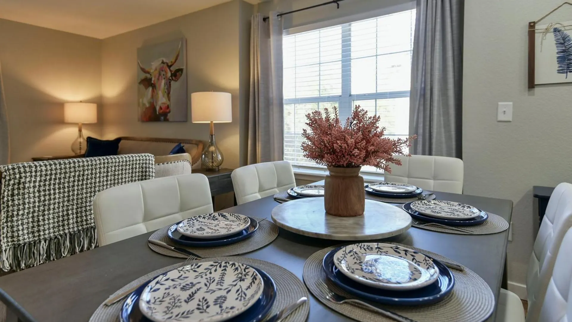 Luxurious At Hills - Beautifully Updated And Affordable - Family Amenities - No Steps Lägenhet *