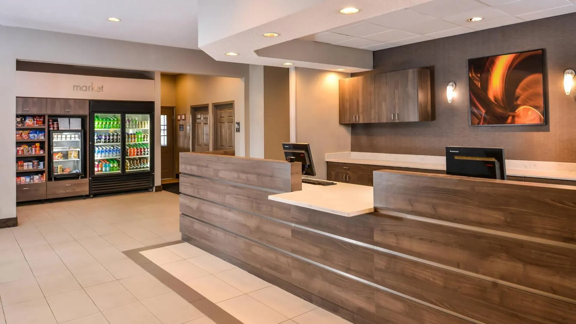 Hotel By Marriott