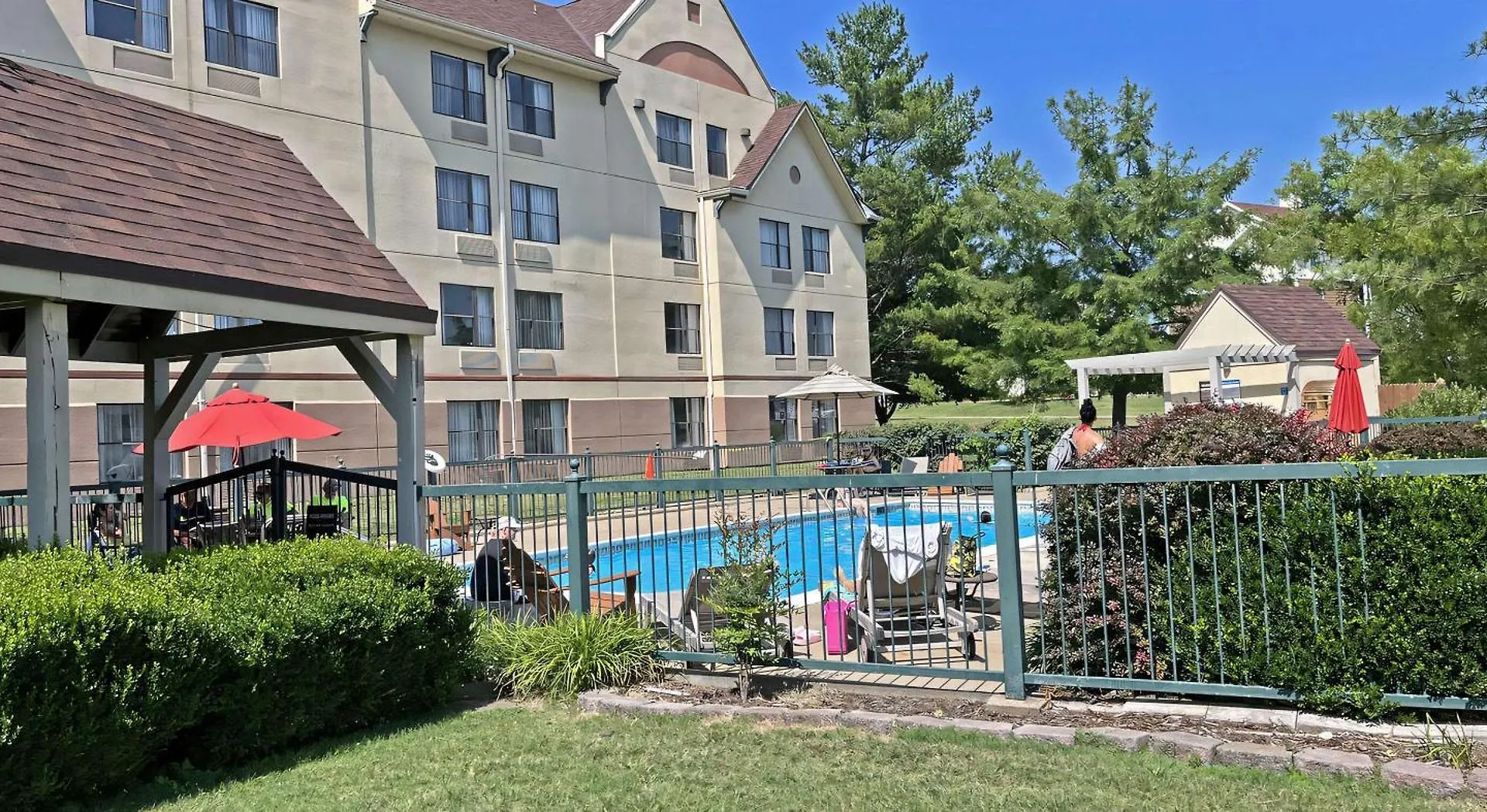 Hotel Hillside 3*