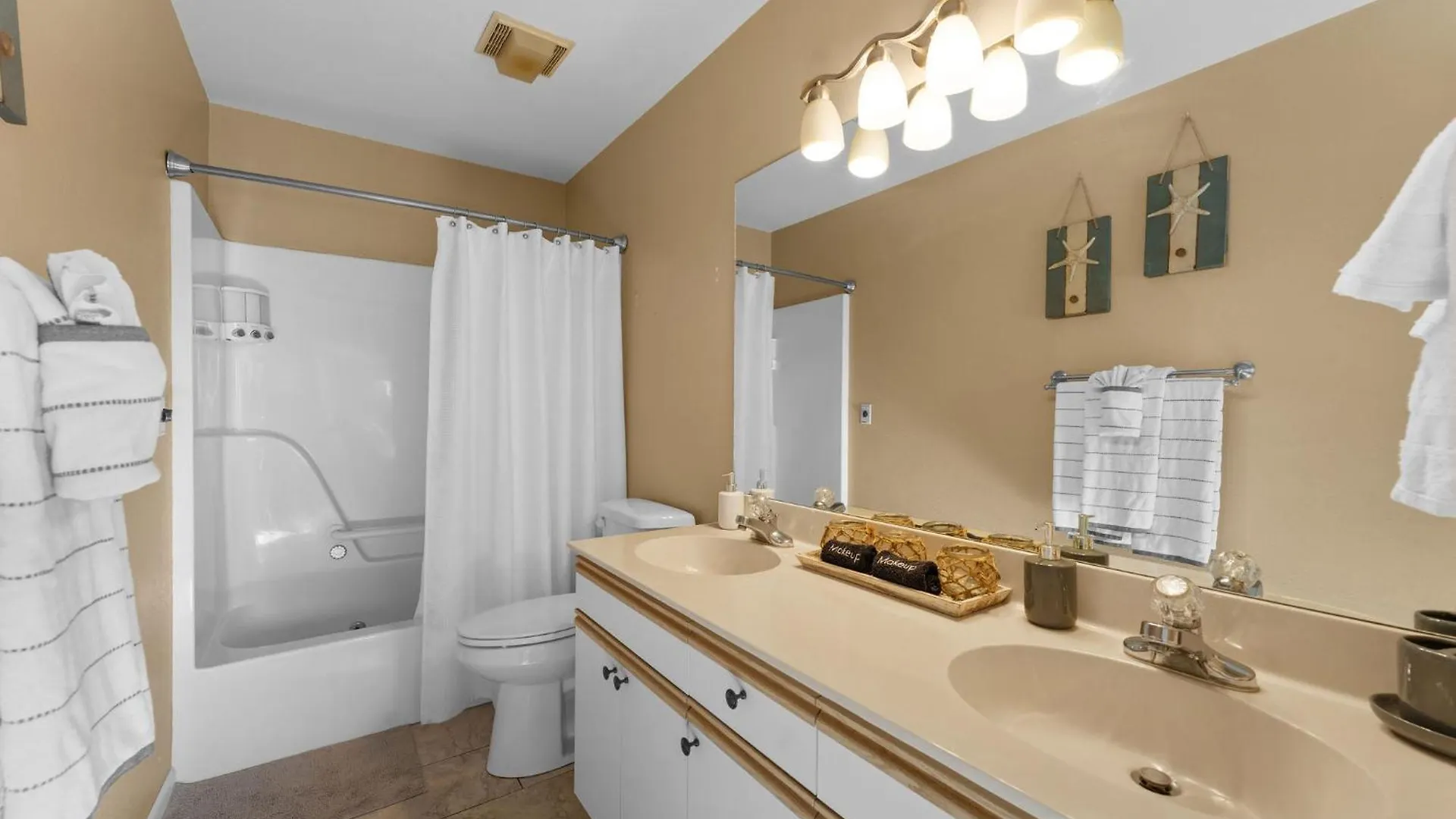 アパートホテル Cozy Floor 2br With View And Amenities!! ブランソン
