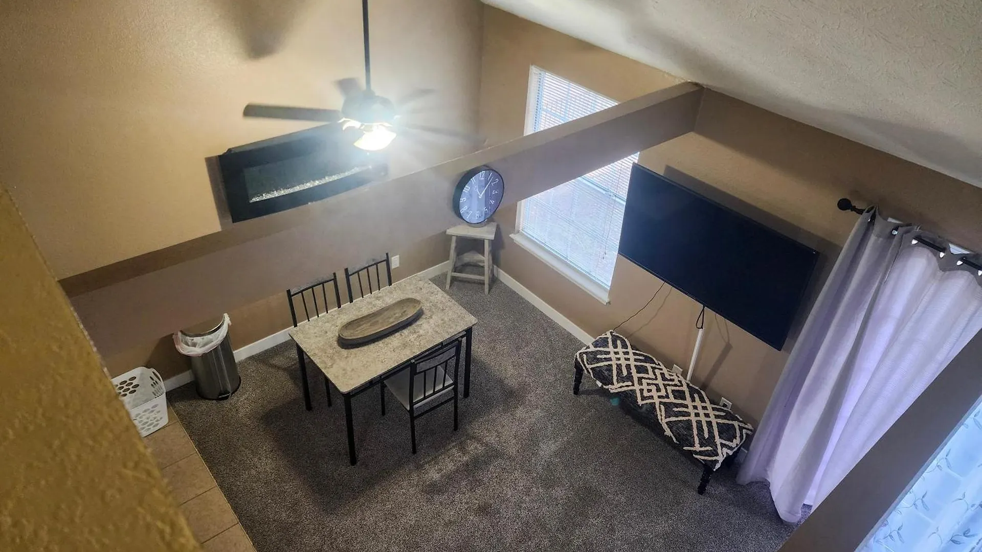 アパート 2br Cozy - Centrally Located - Free Activities Included - Stairs Required - Fc27-6 ブランソン
