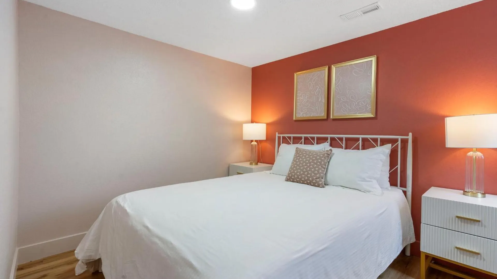House Near Indian Point Marina & Silver Dollar City-free Daily Tickets-spiral Staircase 度假居 布蘭森