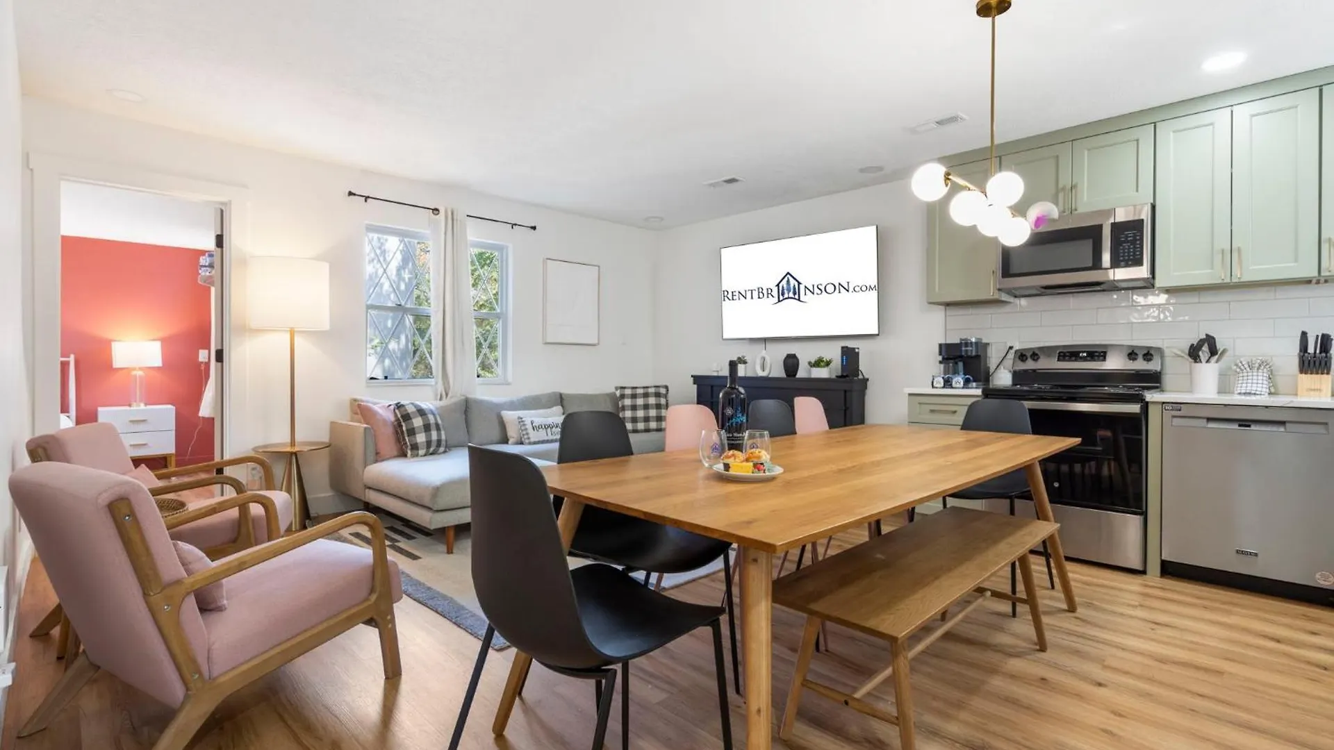 度假居 House Near Indian Point Marina & Silver Dollar City-free Daily Tickets-spiral Staircase *