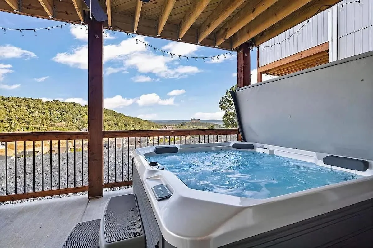 Hébergement de vacances Cozy Table Rock W Hot Tub & Game Branson