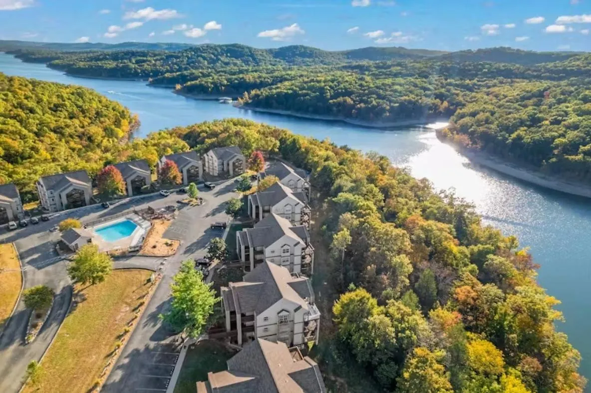 Spring Break Special! View, By Sdc, Deck, 5-5 * Branson
