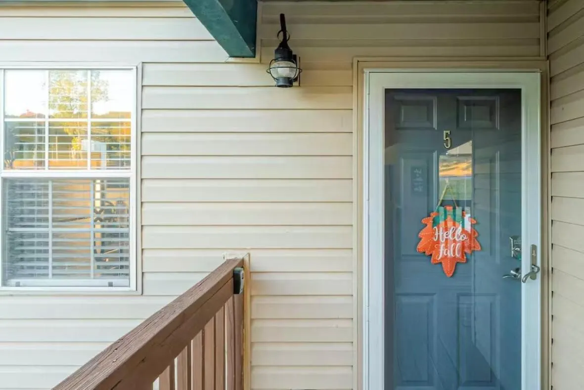 Spring Break Special! View, By Sdc, Deck, 5-5 Branson