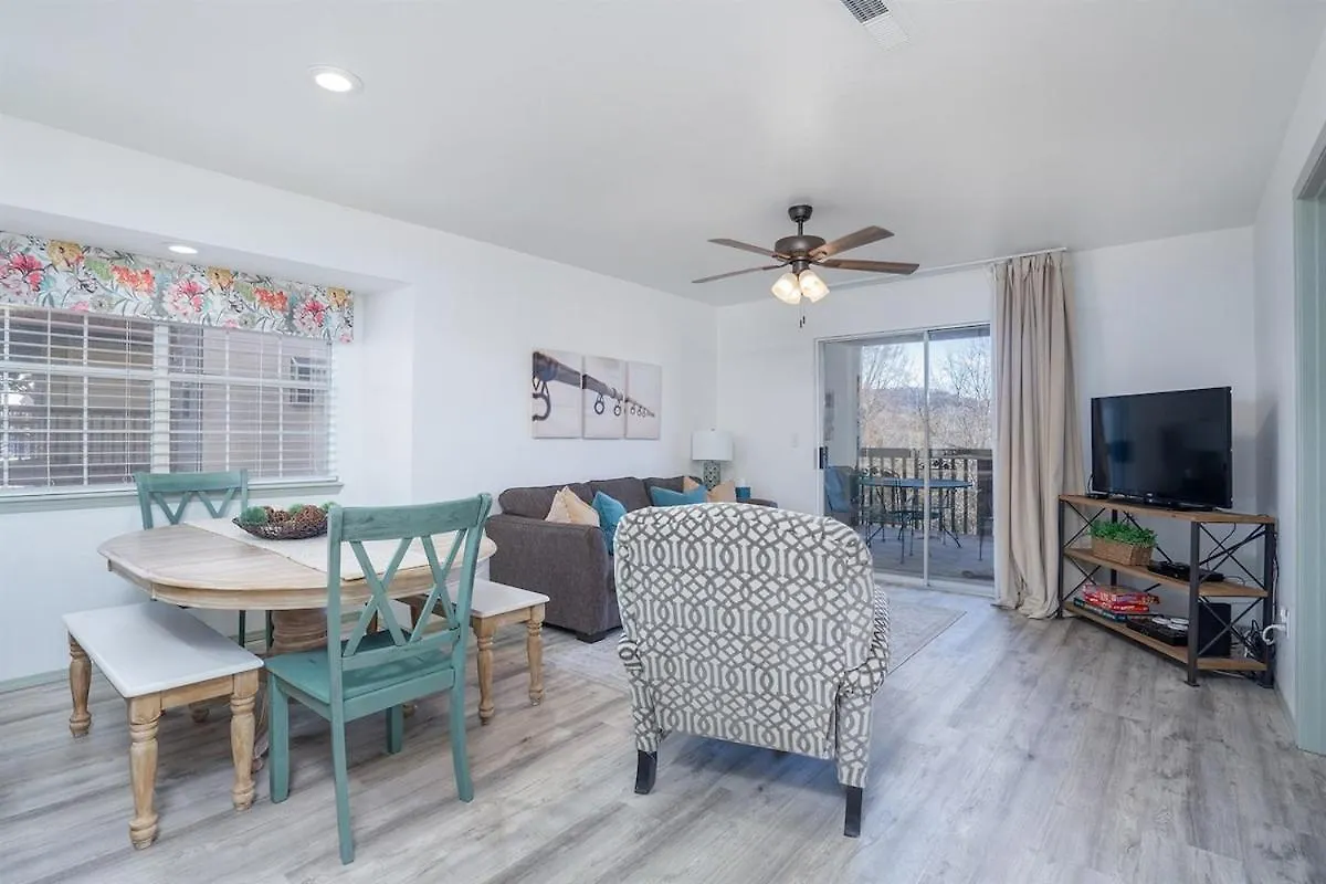 The Cove 5-3 By Sdc, Big Deck, Pool, Hot Tub, By , No Stairs *