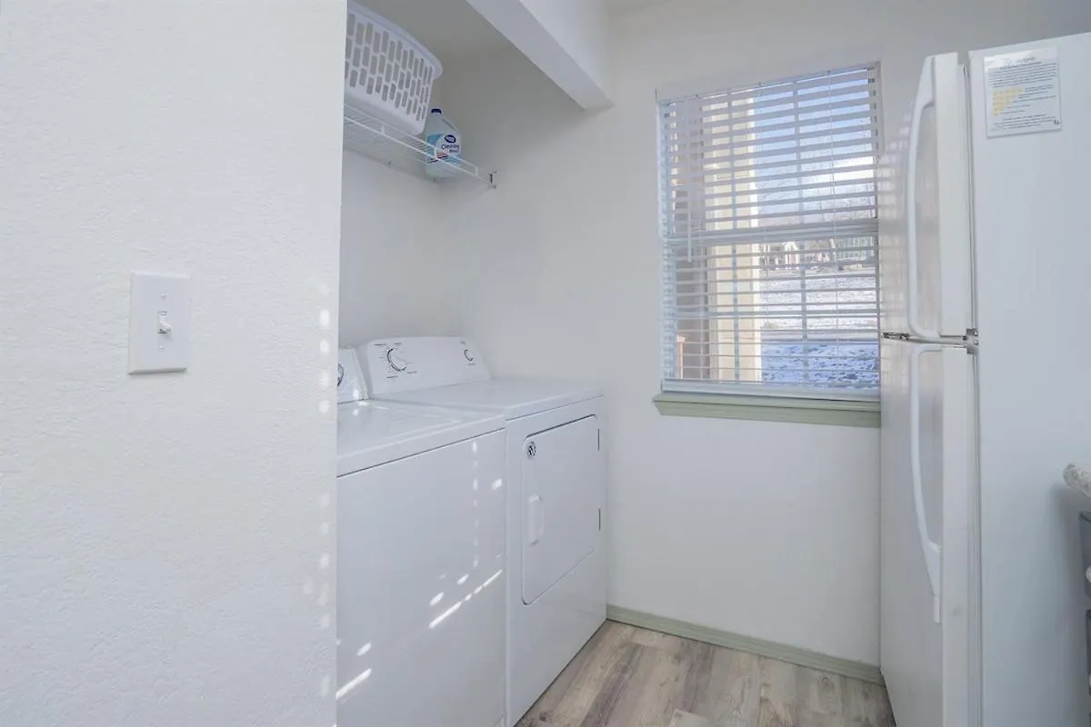The Cove 5-3 By Sdc, Big Deck, Pool, Hot Tub, By , No Stairs Apartamento Branson