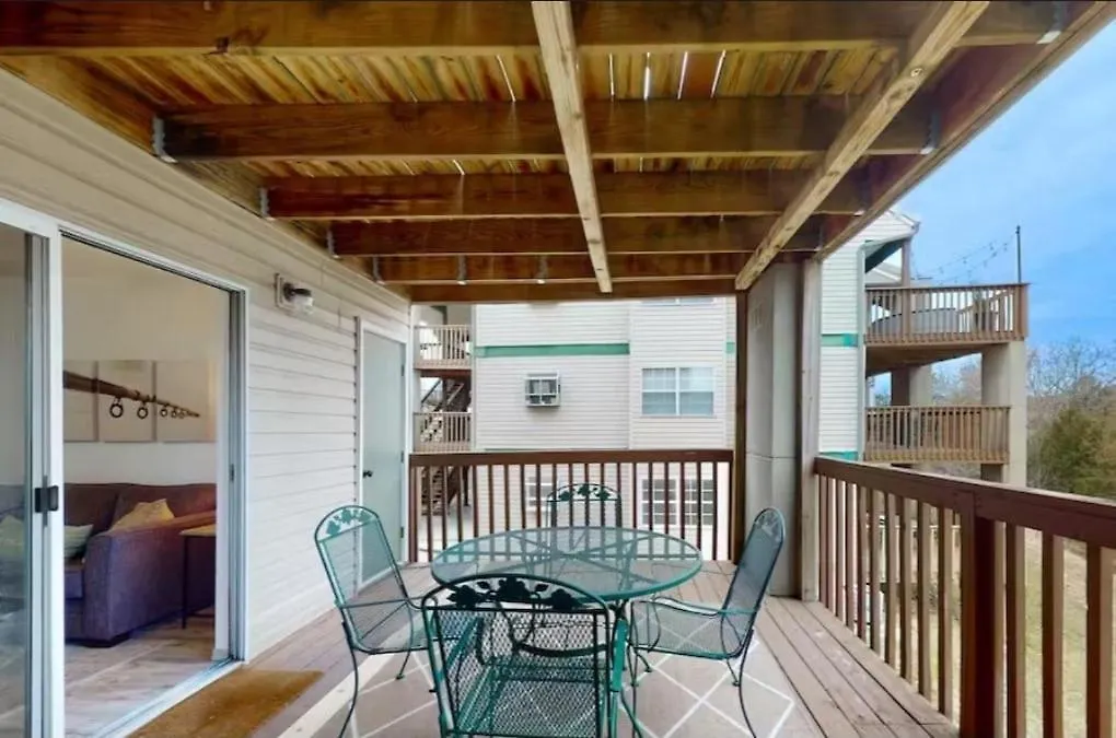 The Cove 5-3 By Sdc, Big Deck, Pool, Hot Tub, By , No Stairs Apartamento Branson