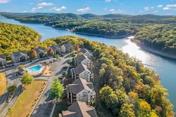 Spring Break Special! No Stairs, Lake, By Sdc, 12-4 *
