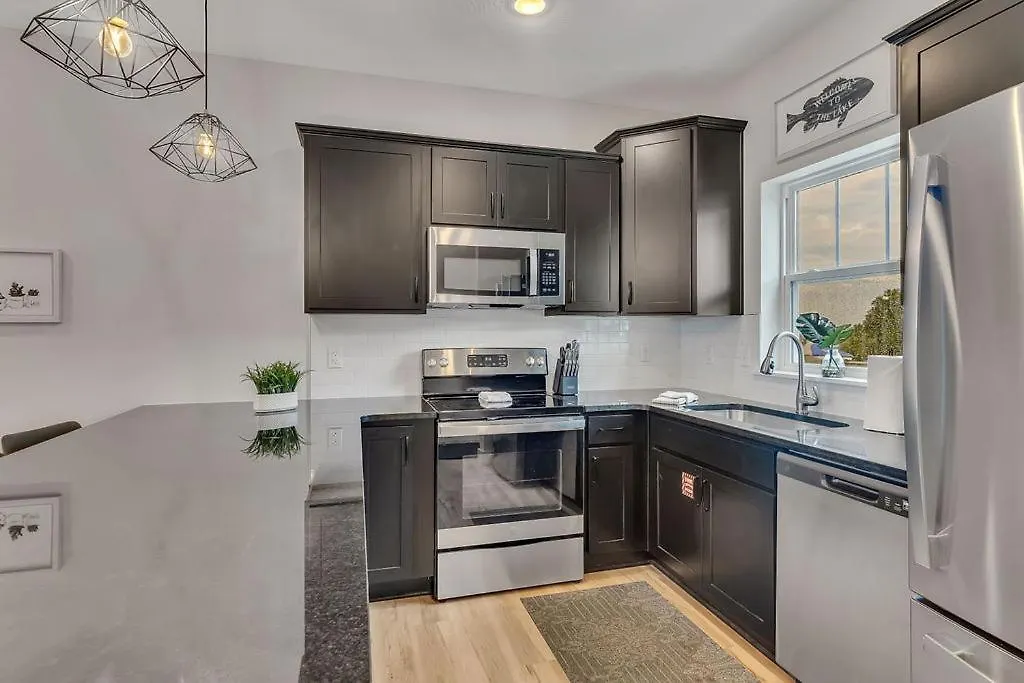 度假居 Putting Green-table Rock View-$400 Of Free Tickets-super Location-hot Tub! *