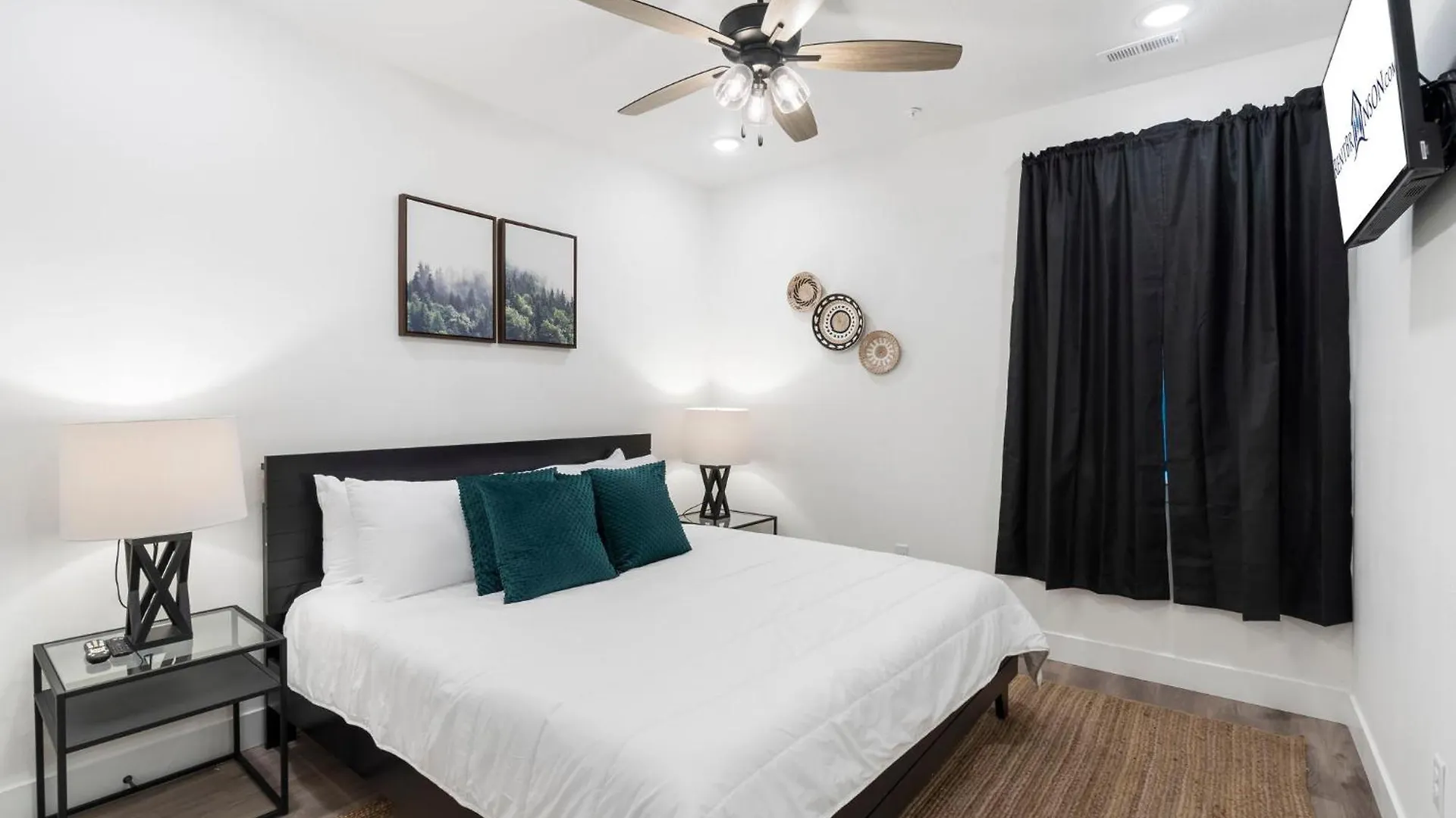 Modern 3 Bedroom بيت للعطل *