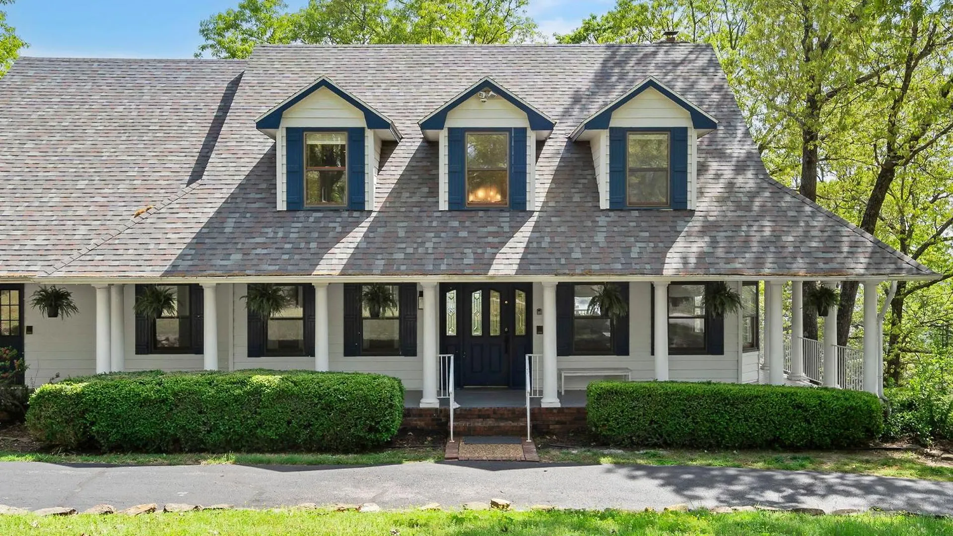 펜션 Tablerock Views, Private Outdoor Pool, Karaoke/games-2 Kitchens! Secluded On A Few Acres! *