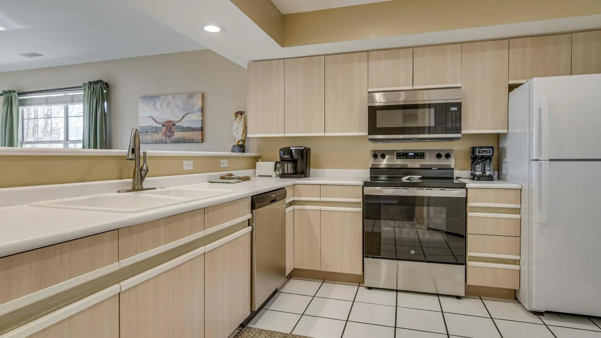 Sunroom With Golf Views Condo! Apartment Branson